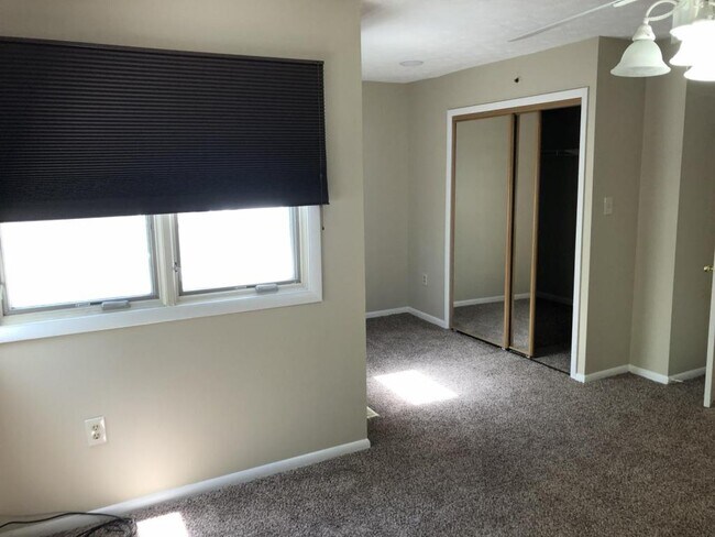 Foto del edificio - 4922 Wealding Way