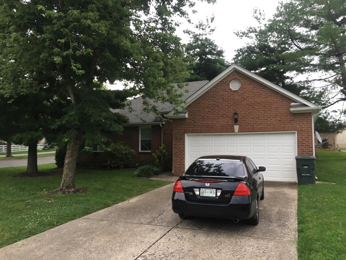 656 Hardin Shire Dr, Nashville, TN 37138 House Rental in Nashville