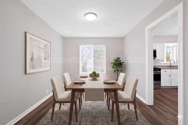 Foto del edificio - 7720 Ahern Ave