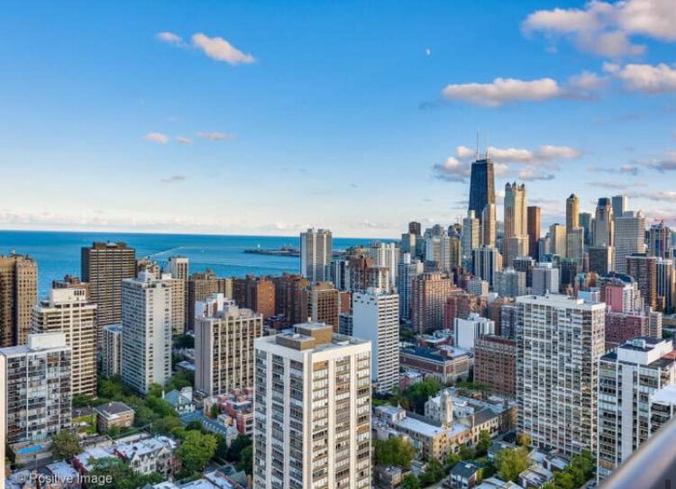 Photo - 1560 N Sandburg Ter (Chicago, IL)