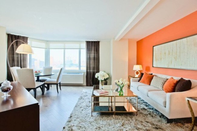 Foto del edificio - 649-650 W 42nd St