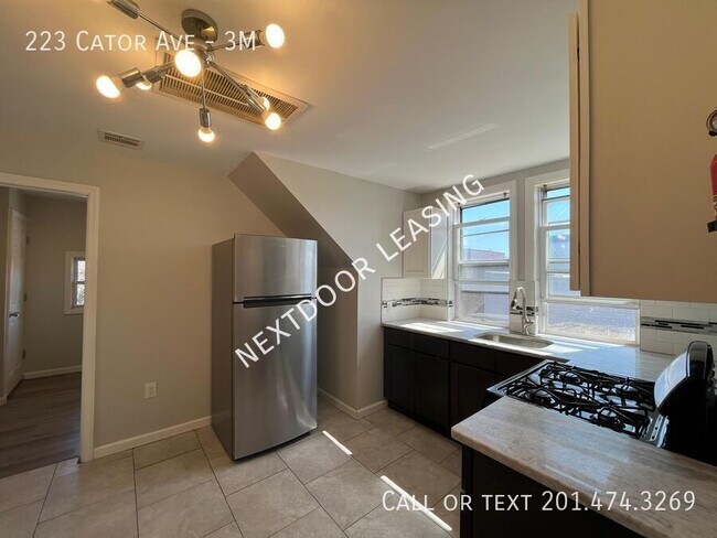 Photo - 223 Cator Ave Apartment