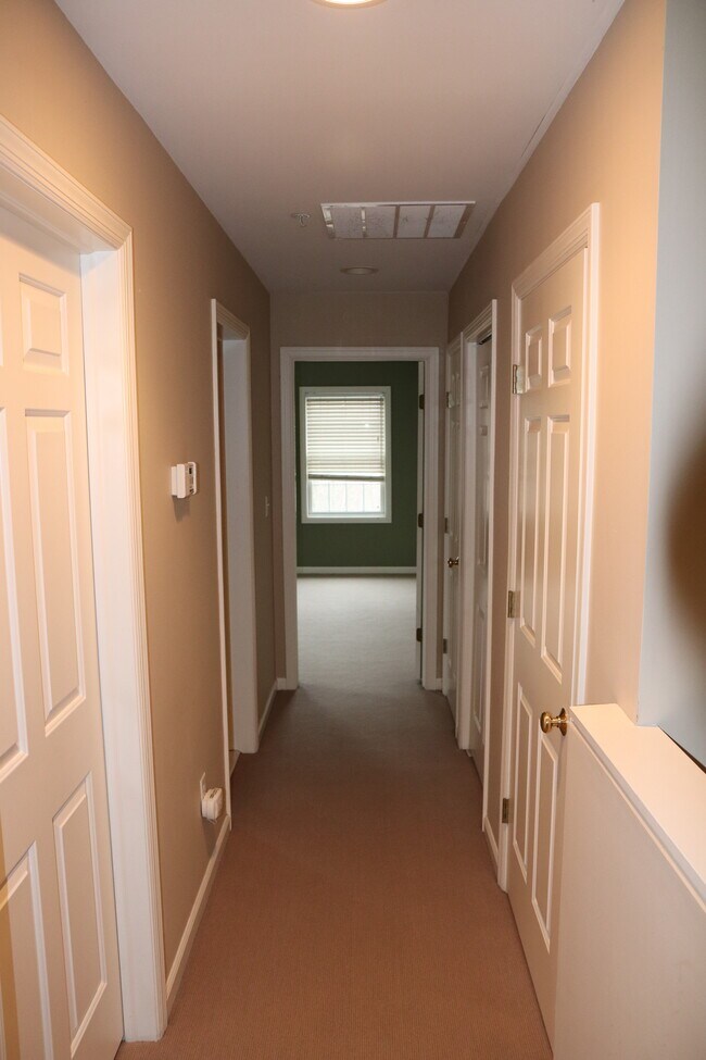 Foto del edificio - 570 Danbury Road