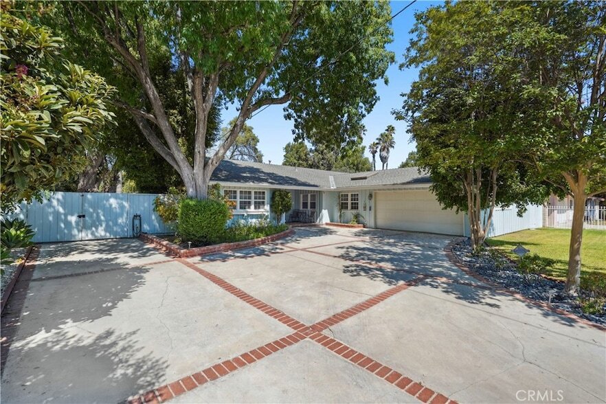 Foto principal - 17921 Malden St