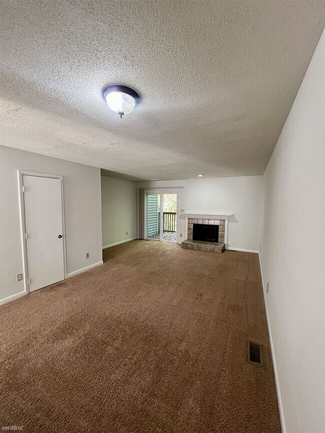 Building Photo - 2 br, 1.5 bath House - 904 Hearthridge Ct ...