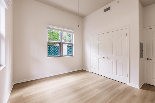 Interior Photo - Aviah Flagler Village