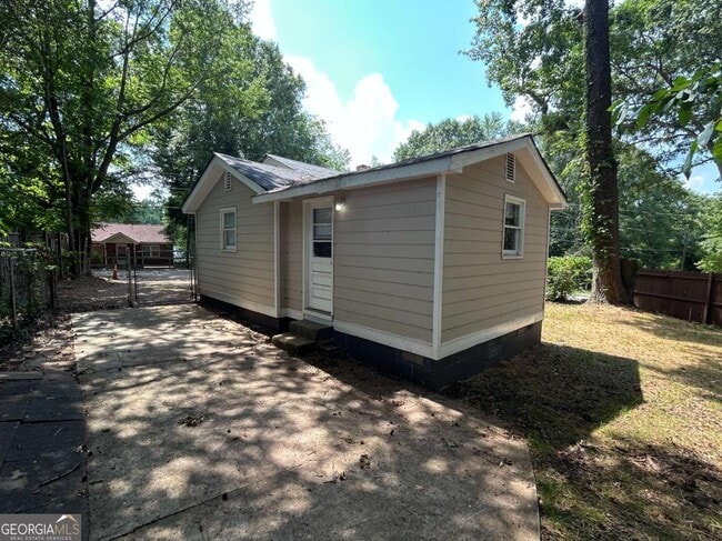 Building Photo - 146 Johnson Dr