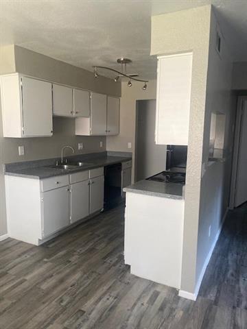 Foto del edificio - 1704 Alder Dr