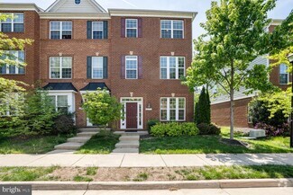 Building Photo - 42777 Hay Rd