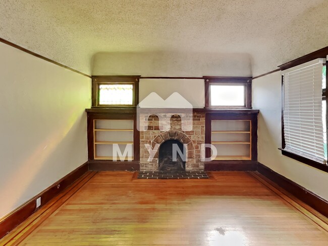 Building Photo - 1251 Carrison St
