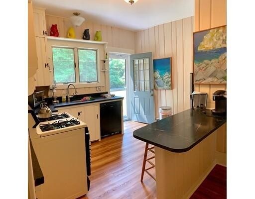Building Photo - 3 bedroom in Wareham MA 02571