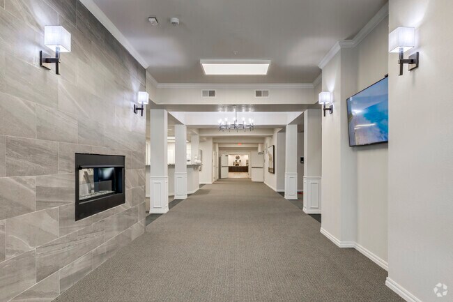 Lobby Photo - The Carlstone