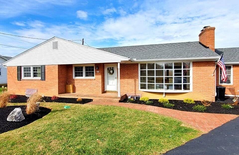 Foto principal - 3351 Kearneysville Pike