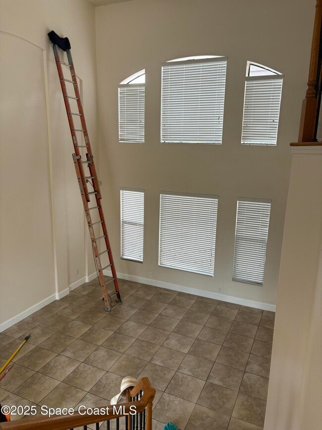 Building Photo - 1260 Talon Way