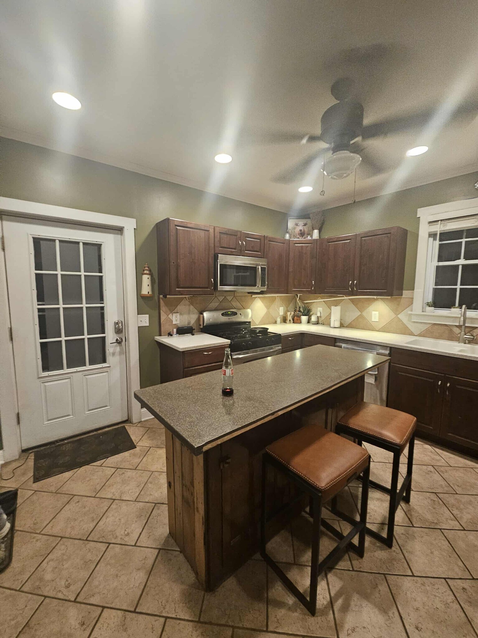 93 N Rose Blvd Akron, OH 44302 – photo 2
