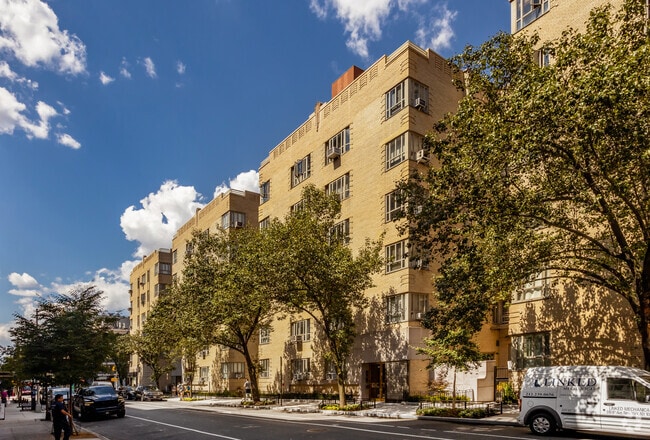 Building Photo - 171-177 7th Ave