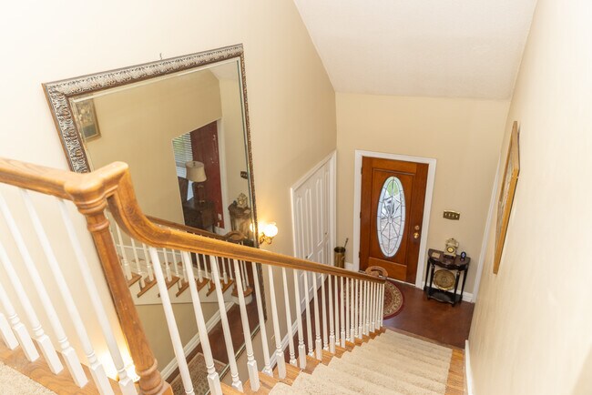 Foto del edificio - 9226 Lake Woods Dr