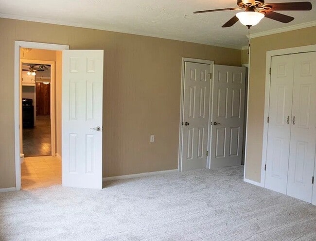 Building Photo - 3922 Willow Run Dr
