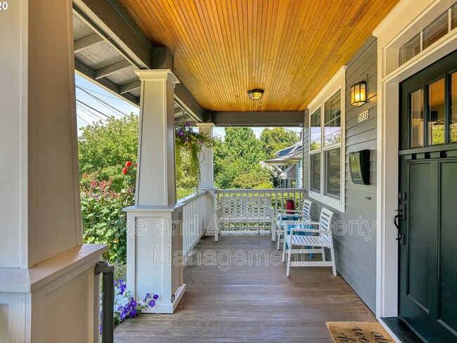 Foto del edificio - 3938 NE 66th Ave