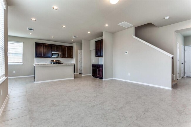 Building Photo - 162 White Dunes Dr