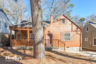 Building Photo - 1567 Mayflower Ave SW