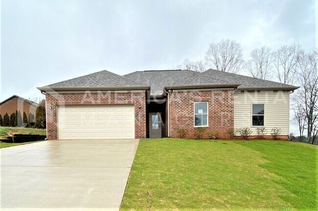 Building Photo - DEPOSIT PENDING! Home for Rent in Lincoln,...