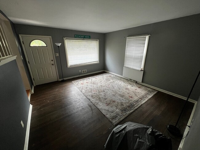 Foto del edificio - 2108 Oaklawn Ave