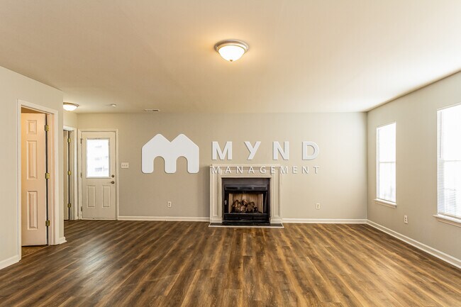 Foto del edificio - 3103 Cedarwood Dr