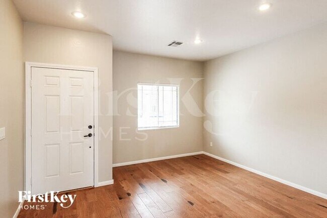 Building Photo - 3404 Catherine Mermet Ave