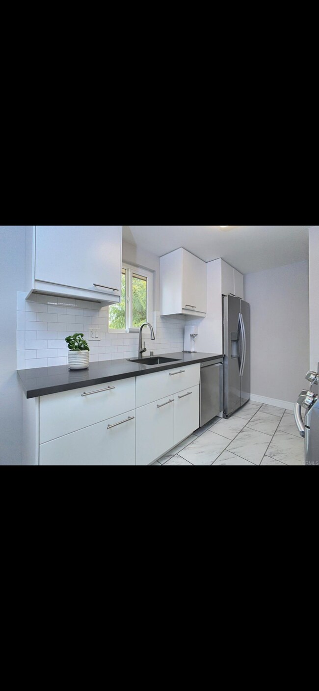 Foto del edificio - 8833 Mission Greens Rd
