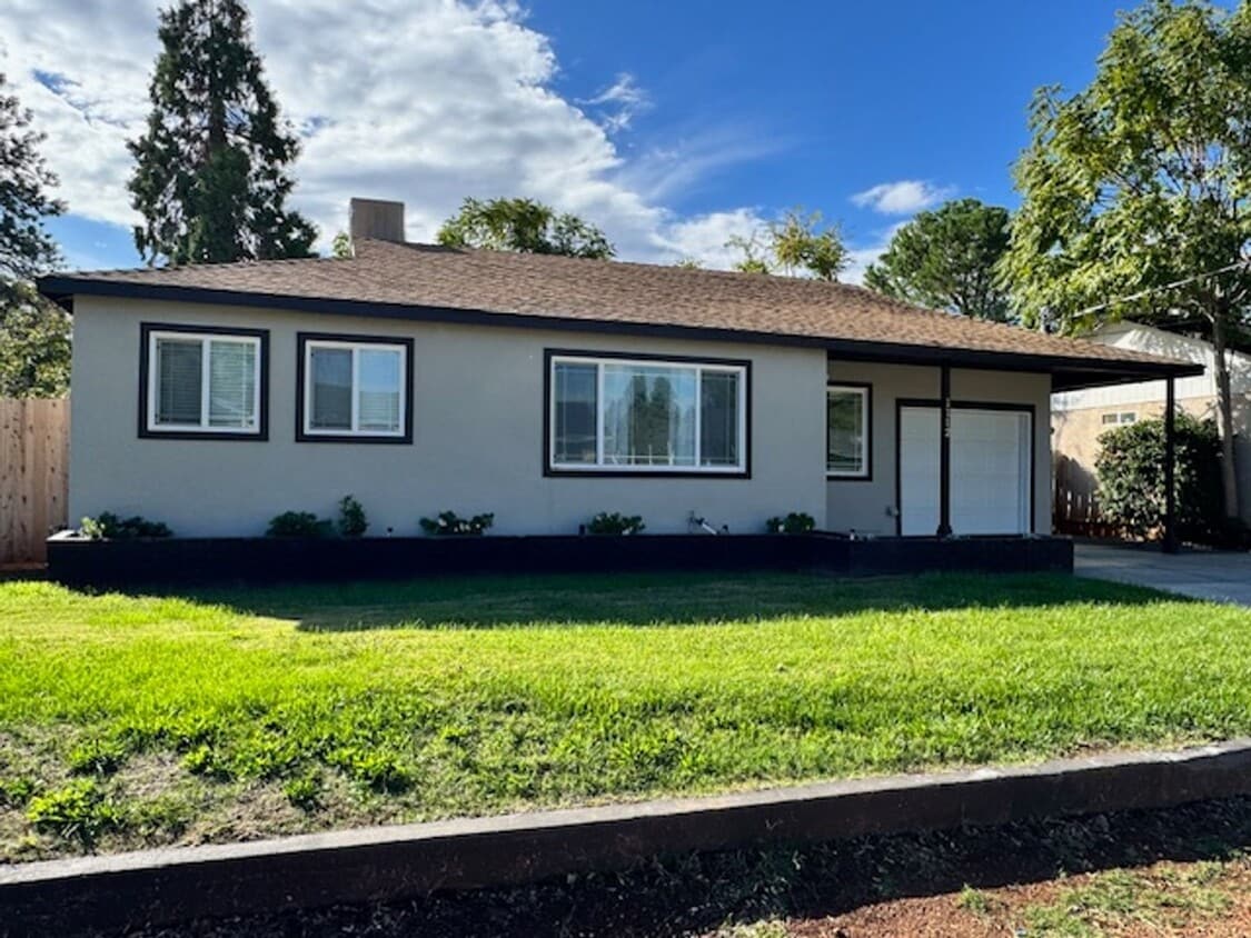 Primary Photo - Recently Remodeled Home