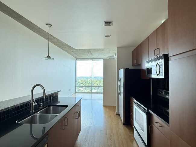 Foto del edificio - 923 Peachtree St NE