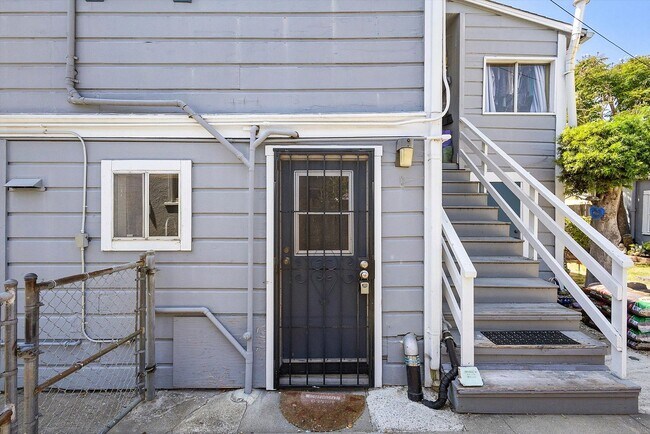 Foto del edificio - 531 Taylor Ave