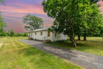 Building Photo - 1621 Magnolia Ave Building Photo - 1621 Magnolia Ave