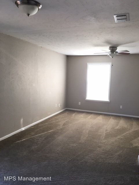 Building Photo - 2 br, 1 bath Apartment - 1300 Northwood Blvd