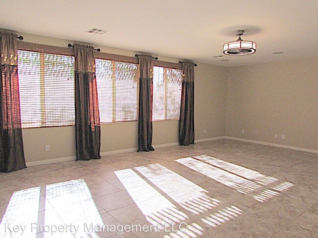 Building Photo - 4 br, 3.5 bath House - 844 Veramar Ct