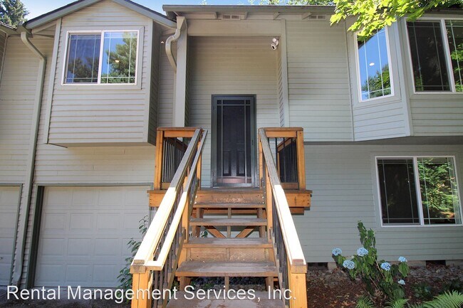 Building Photo - 4 br, 2.5 bath House - 3927 SW Arnold St