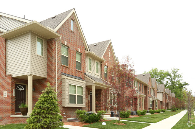 Building Photo - Clover Apartments