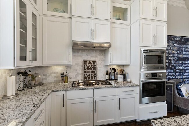 Foto del edificio - 916 W Peach St