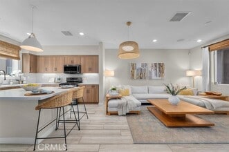 Building Photo - 7755 Taylor Ln