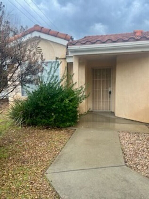 692 Froude Way Houses in Hemet, CA Westside Rentals