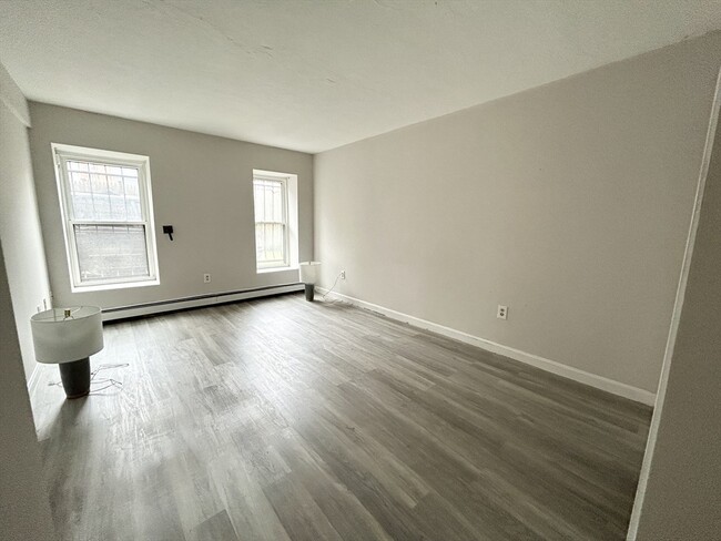 Foto del edificio - 90 Hammond St