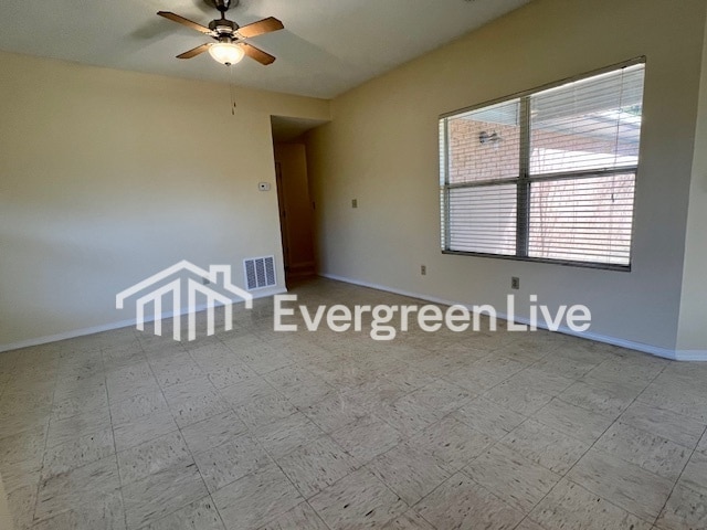 Foto del edificio - 121 Pembroke Ct