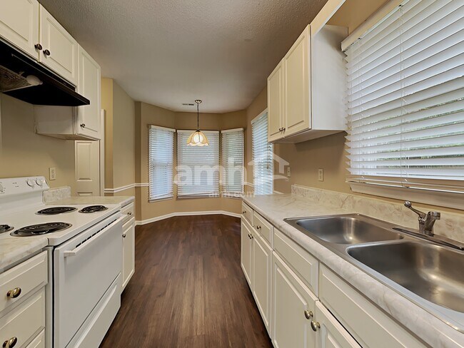 Building Photo - 4607 Scarlet Haw Dr