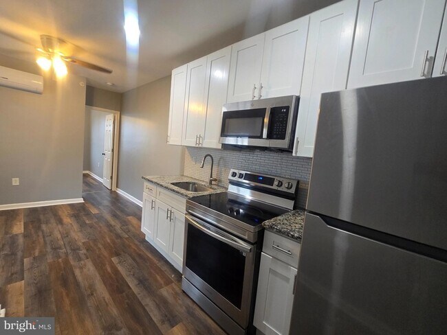 Foto del edificio - 2741 W Allegheny Ave