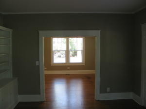 Building Photo - 304 E South St