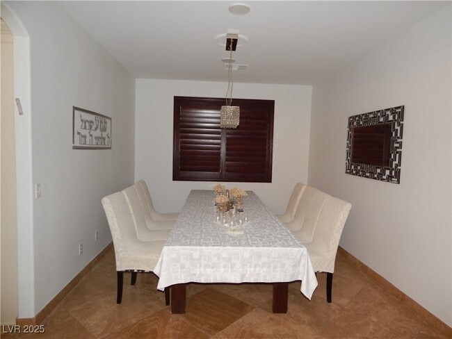 Foto del edificio - 2465 Bench Reef Pl