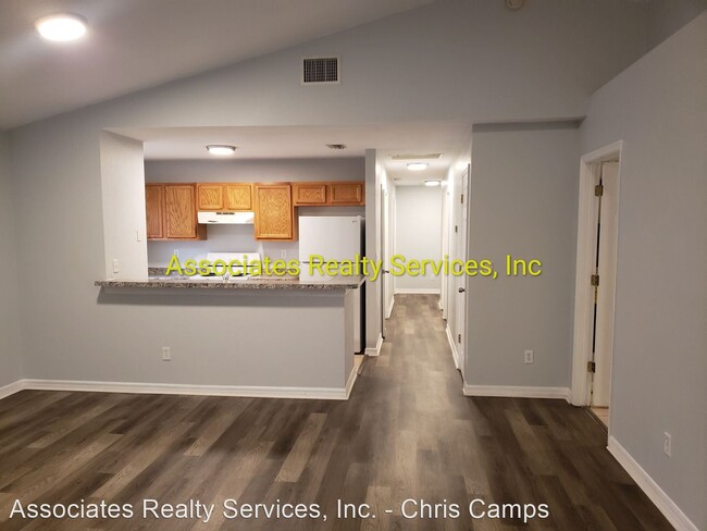 Building Photo - 4 br, 2 bath House - 3440 SE 19th Ave