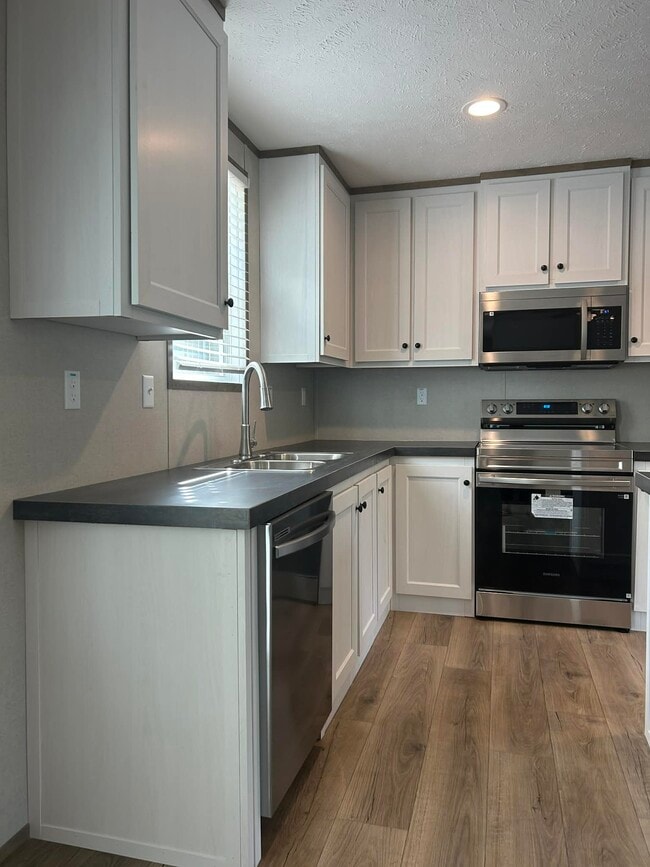 Building Photo - 1495 US-29