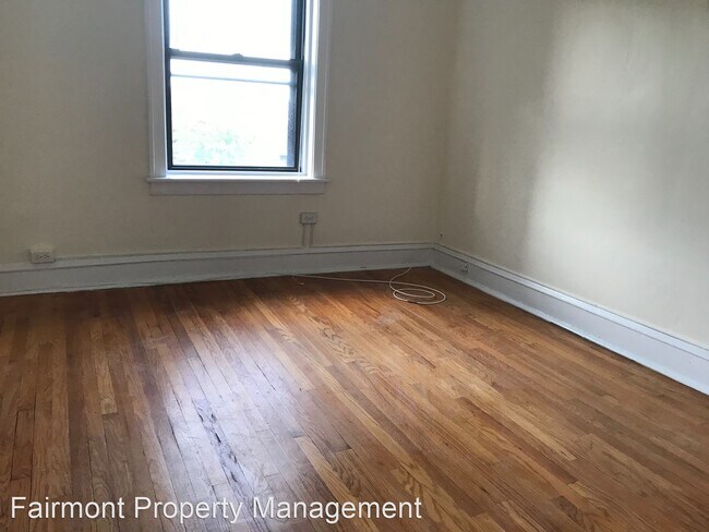 Foto del edificio - 2325 W Addison St